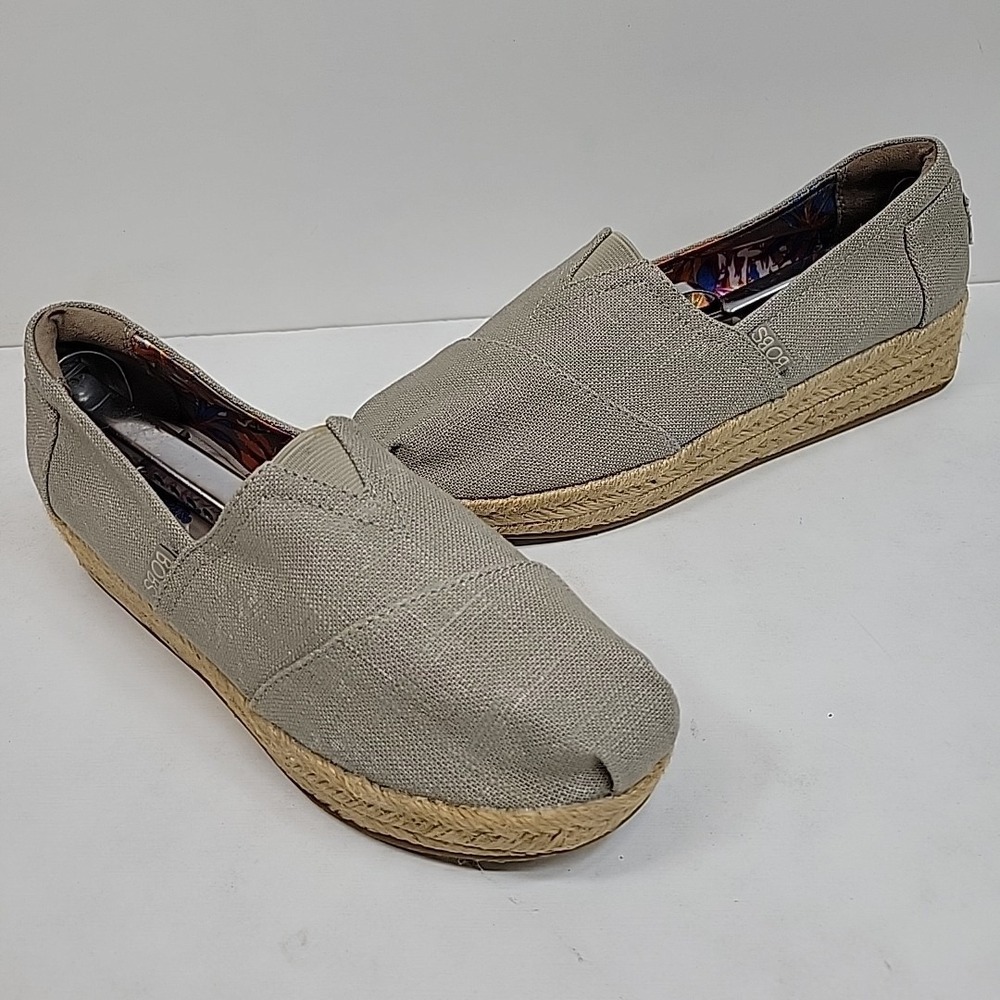 Skechers BOBS Women's 7 Beige Canvas Slip On Shoes Memory Foam Casual Super Cute